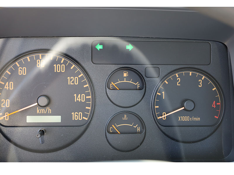 ISUZU NKR55 Cab-Chassis