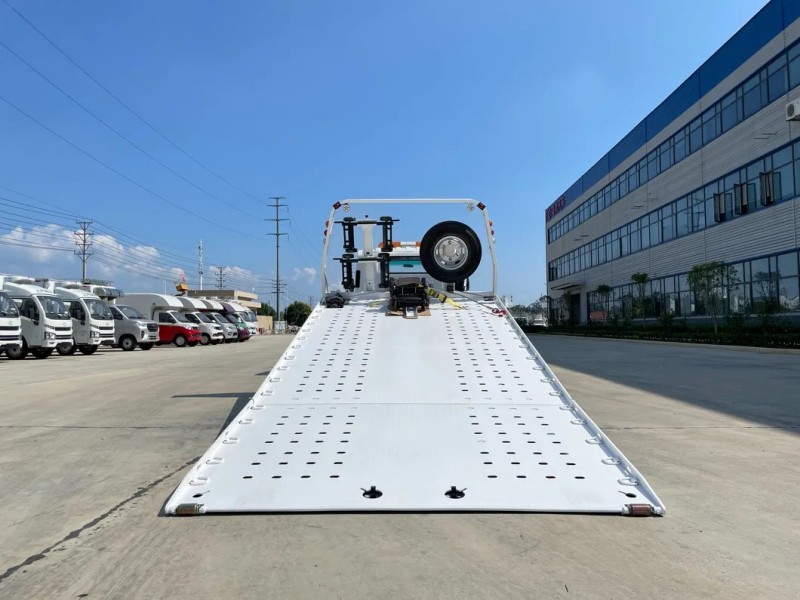 isuzu Kv600 4-Ton Wrecker Turck (LHD) 130HP One to Two Trailer