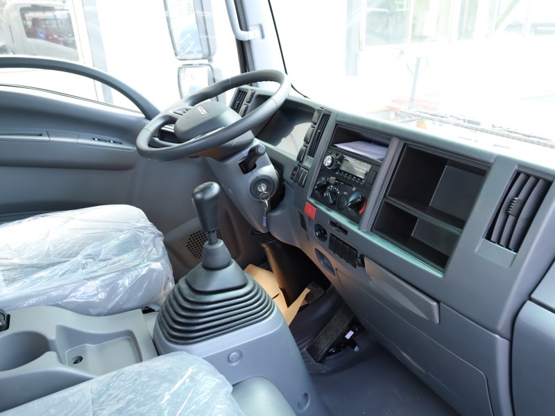 Qingling ISUZU NPR 7T PAYLOAD cargo Truck Qingling ISUZU NPR 7T PAYLOAD cargo Truck