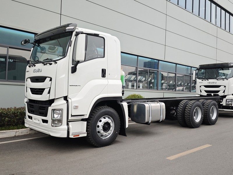 China Qingling Isuzu FVZ Heavy Truck chassis 20T payload China Qingling Isuzu FVZ Heavy Truck chassis 20T payload