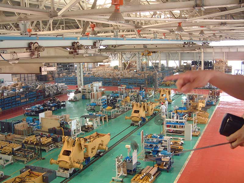 Engineering vehicle assembly line - construction machinery assembly line