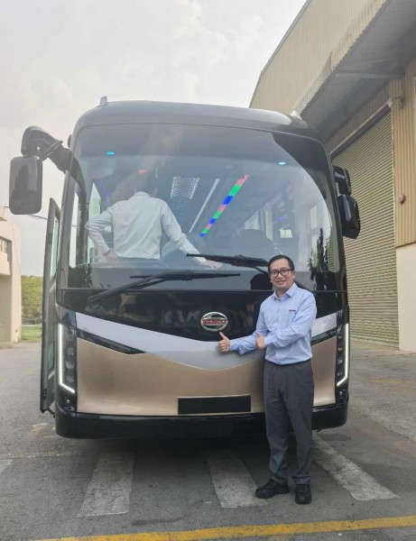 A powerful collaboration: High standards and Qingling join forces to support Maersk's zero-carbon demonstration project in Vietnam with electric heavy trucks.