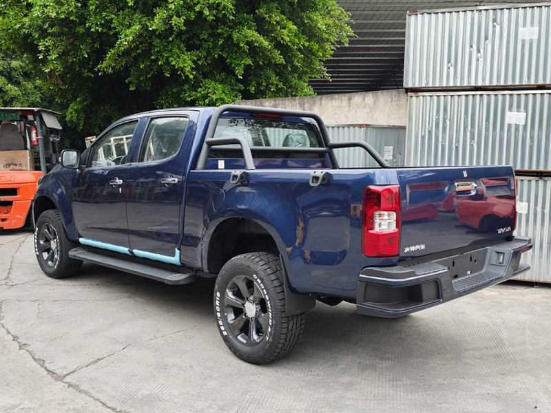 New Car Qing-Ling T28 Pickup Trucks 4WD/2WD Diesel on Sale