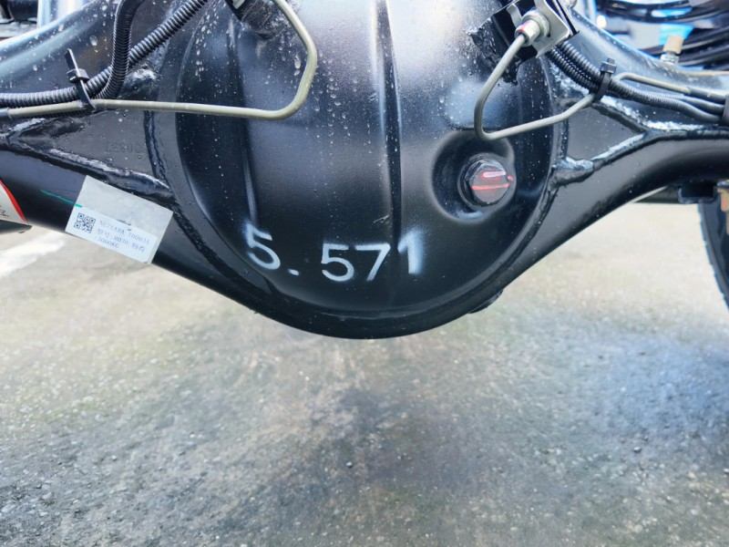 Hot Sale Euro 6 Diesel Isuzu NHR 100P 4x2 Single Cab Chassis Truck