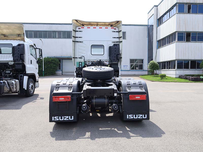 Hot sale Made in China ISUZU truck 6X4 GIGA 6 wheeler with 6WG Hot sale Made in China ISUZU truck 6X4 GIGA 6 wheeler with 6WG