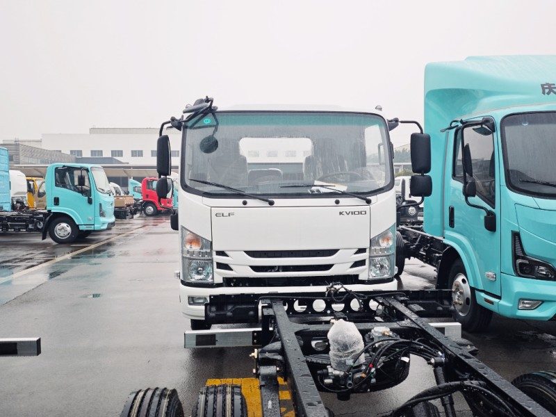 Hot Sale for ISUZU KV100 Chassis Single Cabin Medium-Duty Truck Diesel Fuel 4x2 4x4 Drive Wheel Options Euro 2 Euro 5 Emission Hot Sale for ISUZU KV100 Chassis Single Cabin Medium-Duty Truck Diesel Fuel 4x2 4x4 Drive Wheel Options Euro 2 Euro 5 Emission