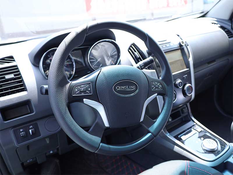 electric Qingling ISUZU Motors brand new pickup trucks 3.0T brand mini electric cargo truck pickups for sale electric Qingling ISUZU Motors brand new pickup trucks 3.0T brand mini electric cargo truck pickups for sale