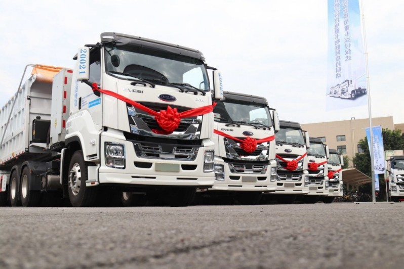 Isuzu Giga EVC61 Tractor Head Trucks for trailer