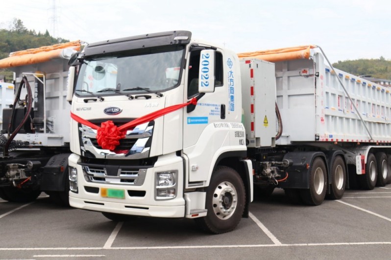 Isuzu Giga EVC61 Tractor Head Trucks for trailer