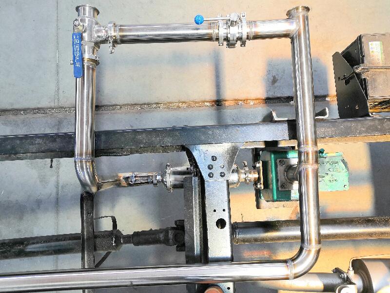 NQR drinkable water tanker truck NQR drinkable water tanker truck