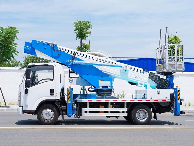 GP Motors Expands Middle East Footprint with 22 Units of 14m Aerial Platform Truck Kits Shipped to Iraq