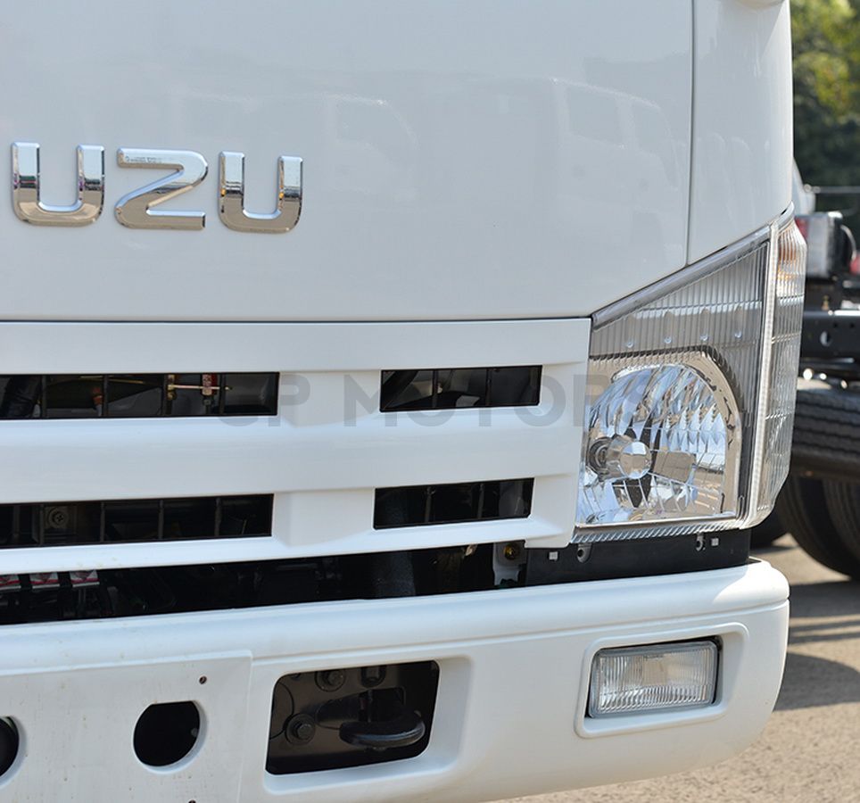 ISUZU NKR 100P CABIN CHASSIS TRUCK