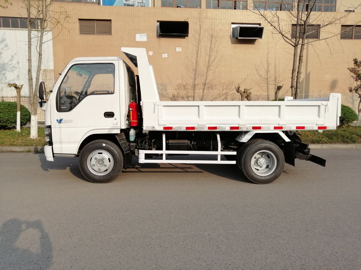 EURO V ISUZU NKR 600P dump truck