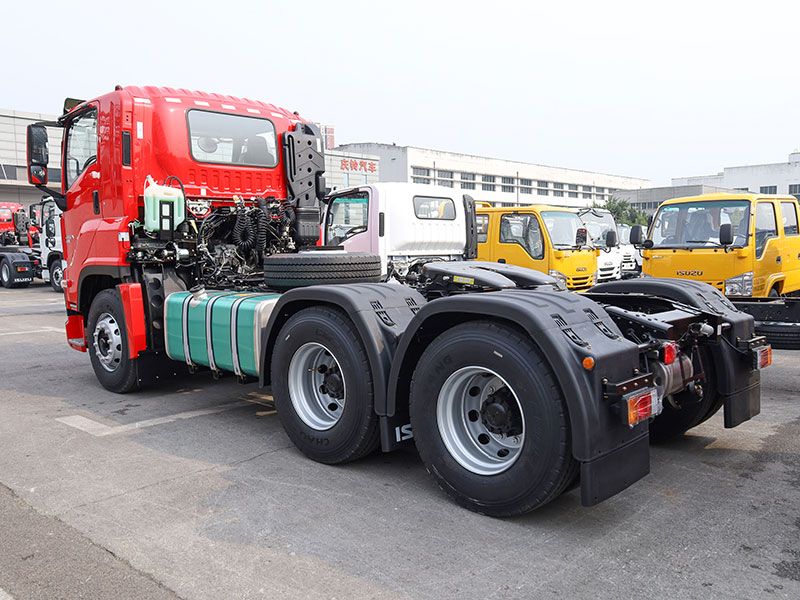 ISUZU GIGA Heavy-duty truck engine 6WG1 diesel 6x4 manual transmission cargo truck for sale