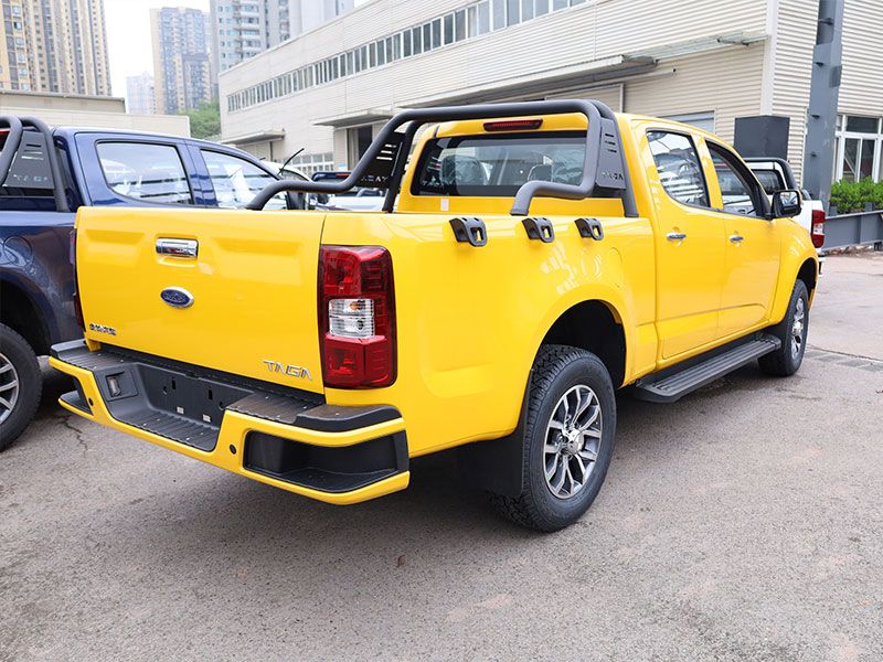new product China ISUZU TAGA 4x4 diesel pickup truck for sale mini trucks small Camiones