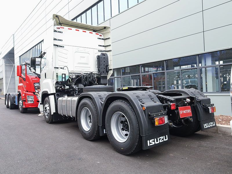 Euro 5 emission ISUZU GIGA 10 wheel trucks sale for Peru