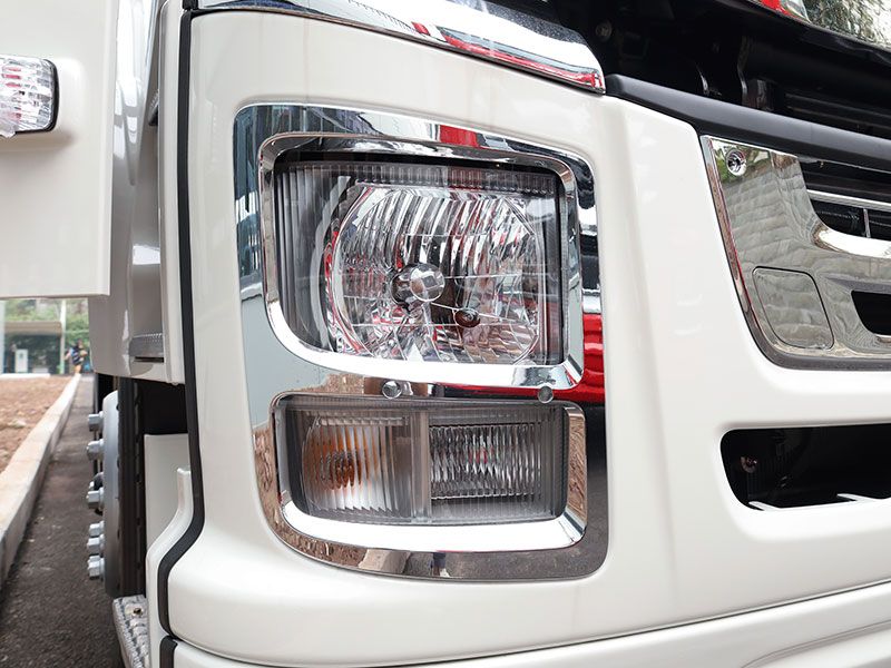 Euro 5 emission ISUZU GIGA 10 wheel trucks sale for Peru