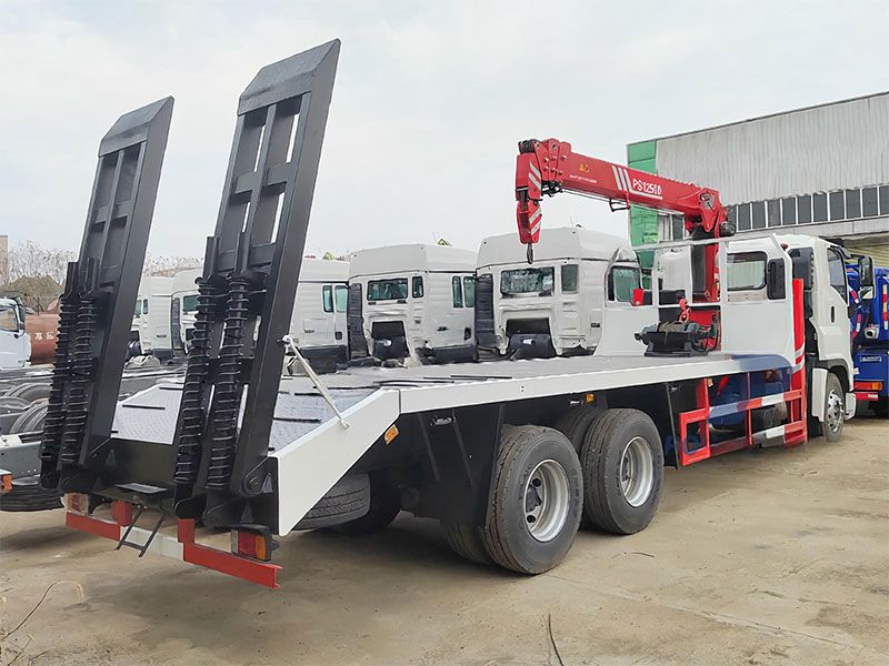 Giga Self Loading Boom Crane truck with Winch