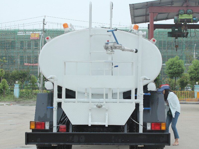 GIGA potable water service tanker