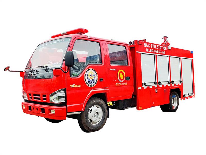 ingling NQR Water Tank Fire Truck