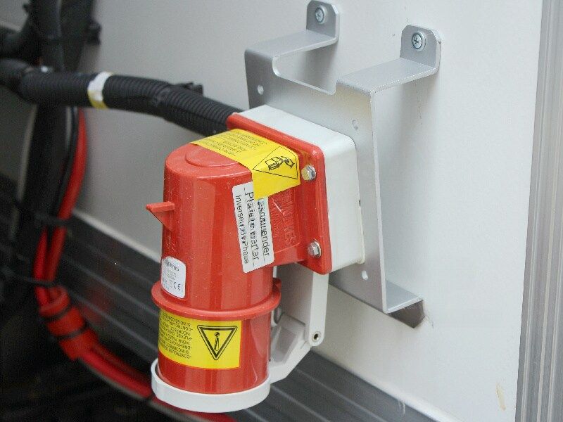 Qingling ELF freezer truck