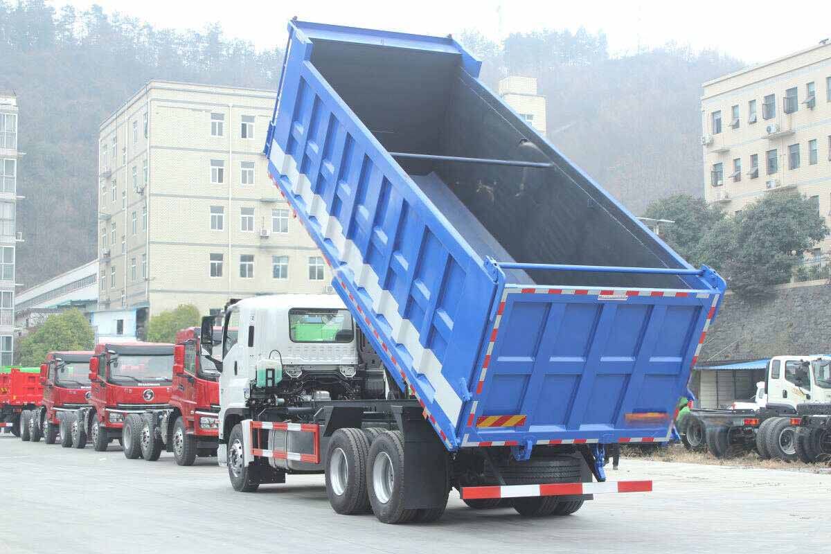 Qingling GIGA 10 wheeler 420HP dump truck