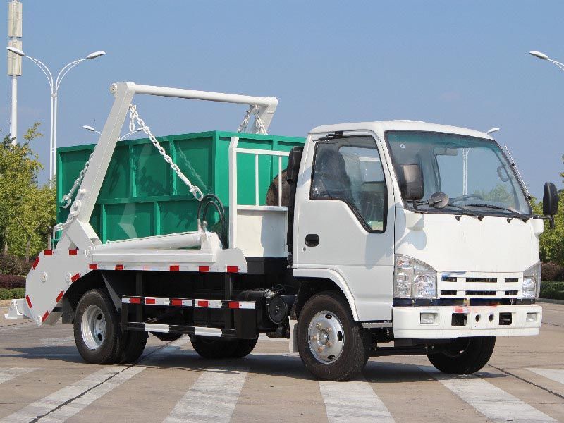 Qingling 4cbm skip loader garbage truck