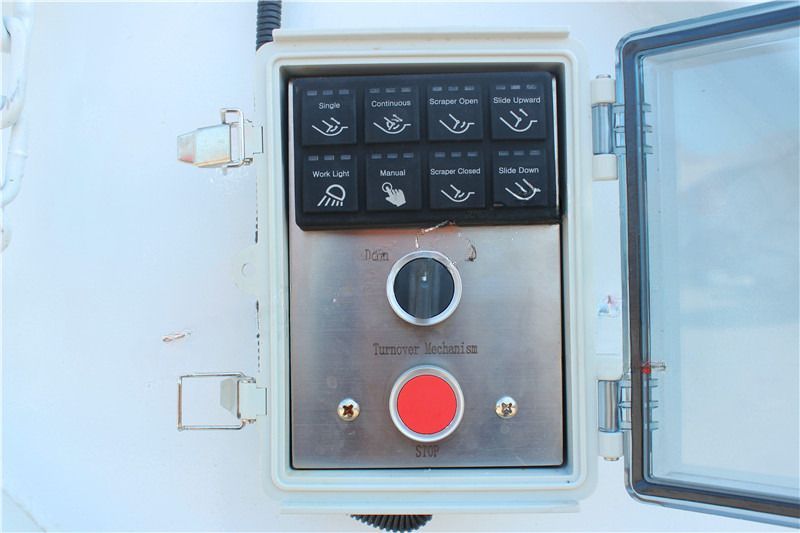 Qingling FVR waste collection truck