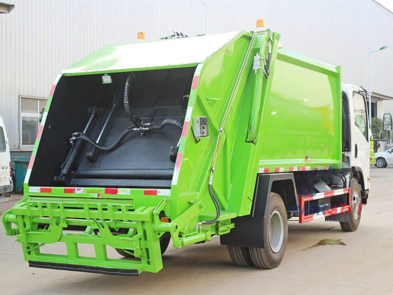 Qingling ELF 8cbm waste compactor refuse truck