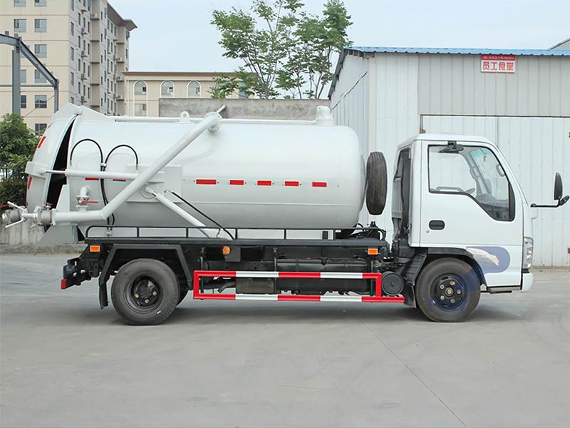 Qingling light duty 3CBM sewage vacuum truck