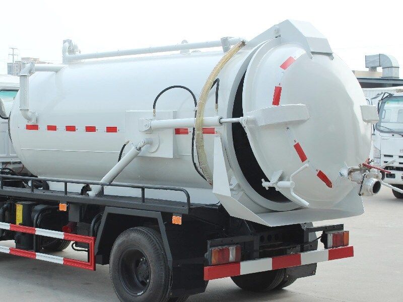 Qingling light duty 3CBM sewage vacuum truck