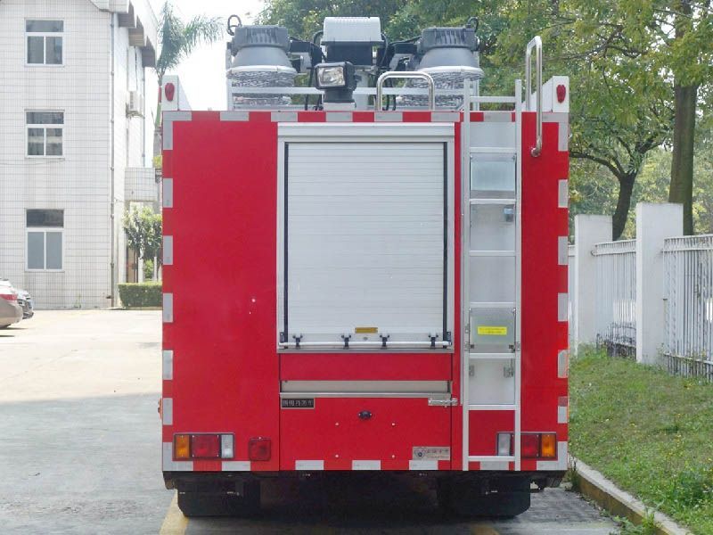 Qingling ELF Fire Rescue Fighting Truck Qingling ELF Fire Rescue Fighting Truck