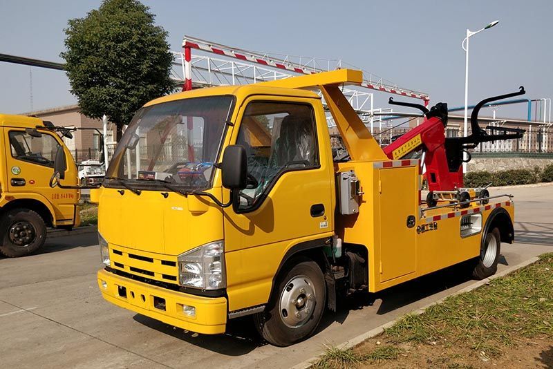 Qingling mini 3tons 5tons Emergency Wrecker Trucks with underlift