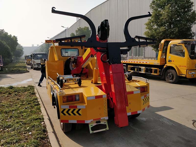Qingling mini 3tons 5tons Emergency Wrecker Trucks with underlift