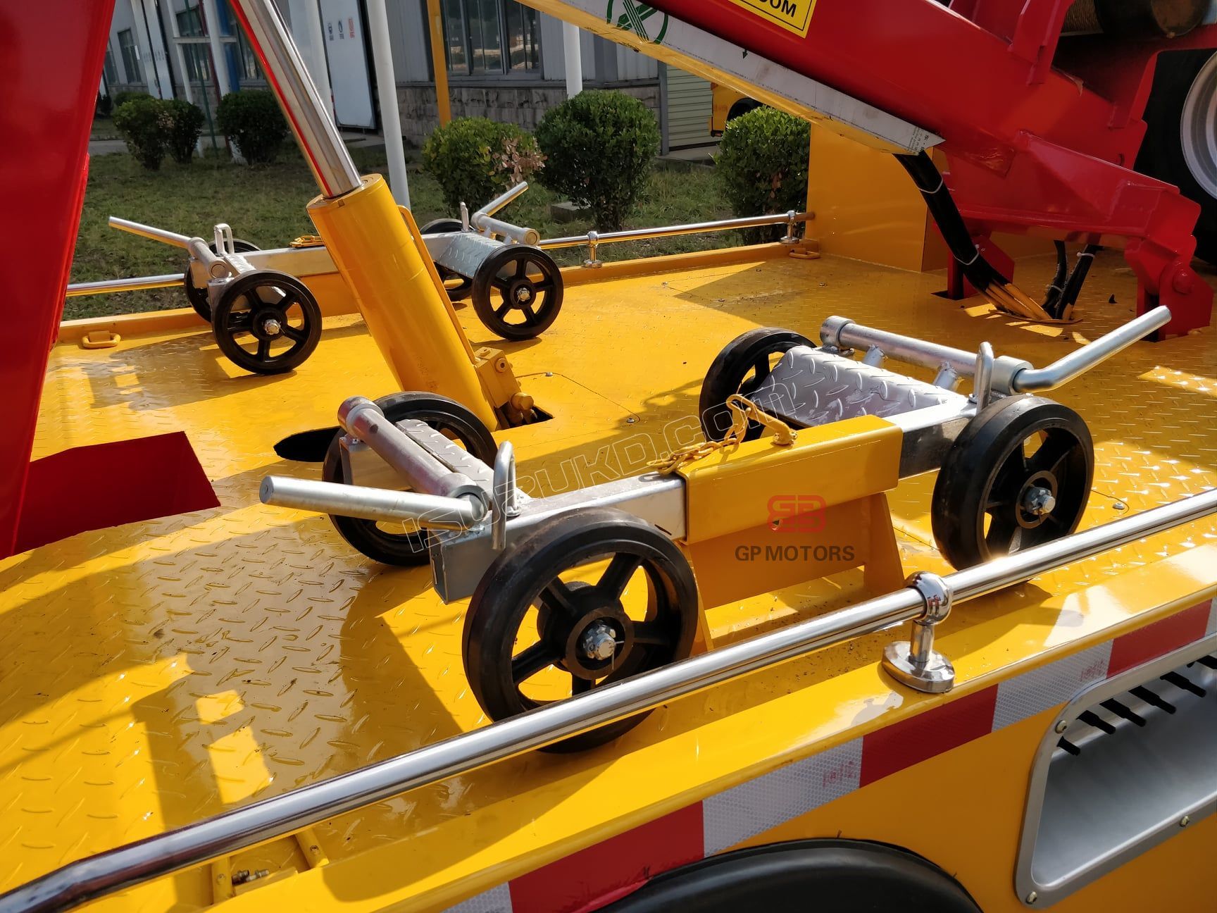 Qingling mini 3tons 5tons Emergency Wrecker Trucks with underlift