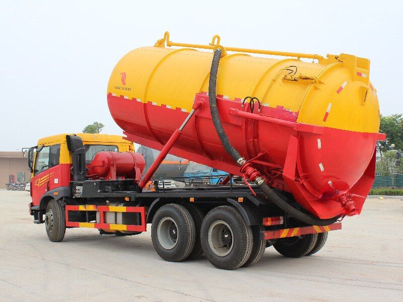 Qingling GIGA cesspit emptier tank truck