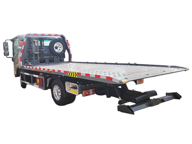 Isuzu NPR Flatbed Wrecker