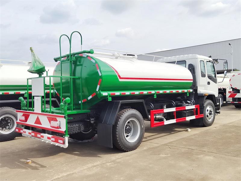 ISUZU Water Sprinkler Tanker FTR