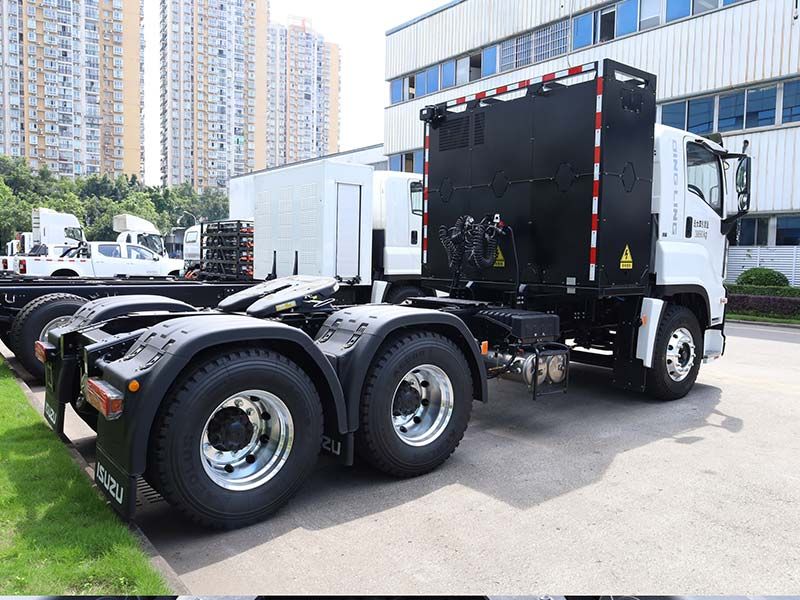 Isuzu Giga EVC61 Tractor Head Trucks for trailer