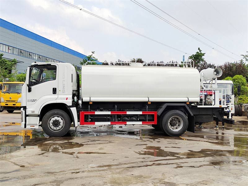 ISUZU GIGA Water Hauling Truck