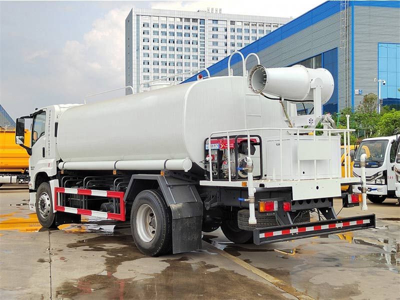 ISUZU GIGA Water Hauling Truck