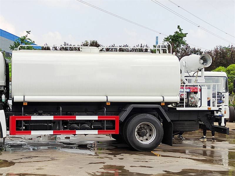 ISUZU GIGA Water Hauling Truck