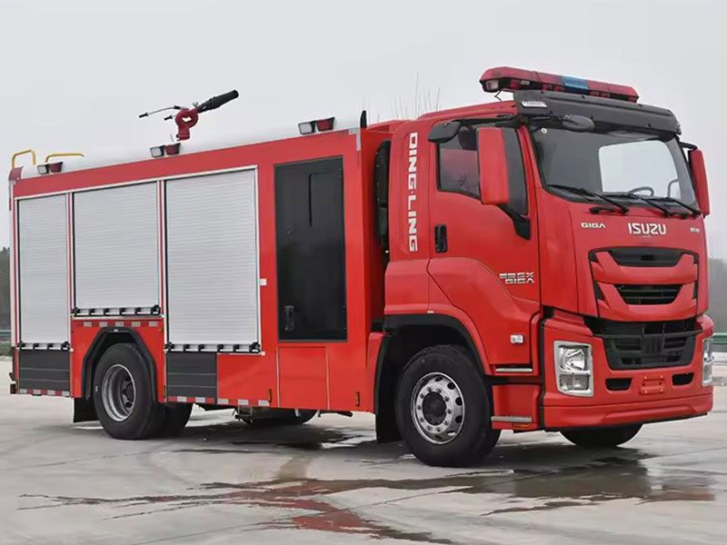 Isuzu Giga FVR 34 1000 gallons Fire Fighting Vehicles