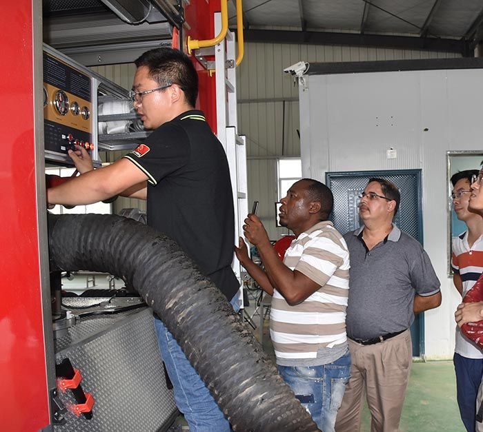 Isuzu Giga FVR 34 1000 gallons Fire Fighting Vehicles