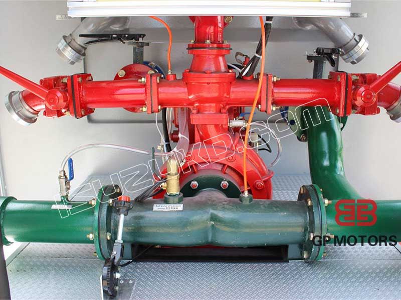 ISUZU 100P water tender 3000L ISUZU 100P water tender 3000L