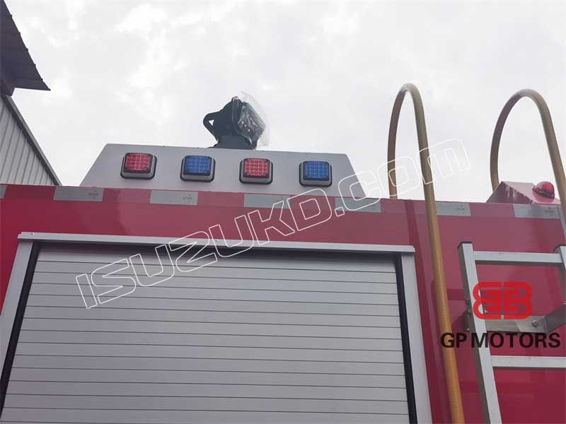 ISUZU FTR foam tender fire truck ISUZU FTR foam tender fire truck
