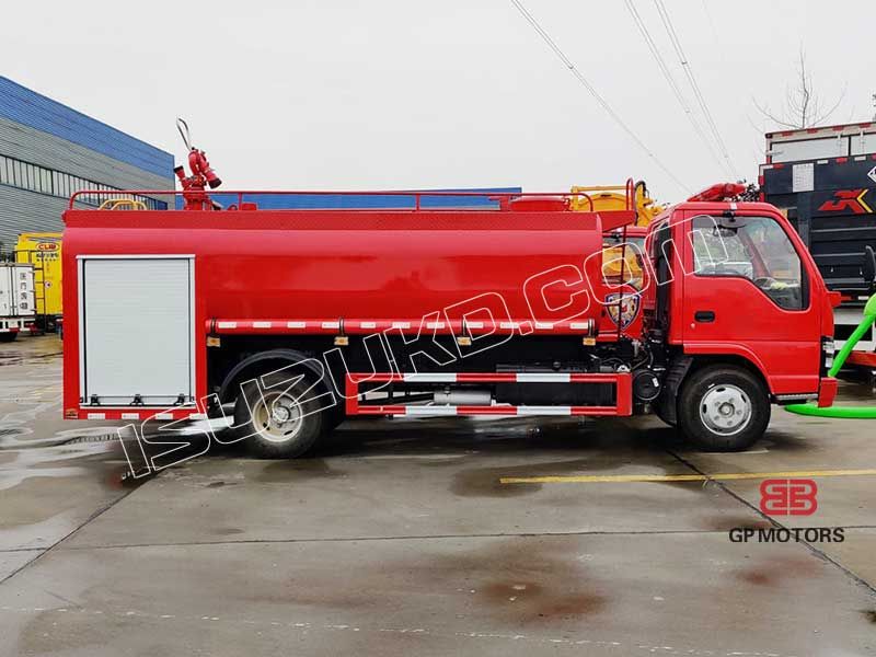 ISUZU NKR 4x2 130hp 4000 liters water tanker fire fighting truck ISUZU NKR 4x2 130hp 4000 liters water tanker fire fighting truck