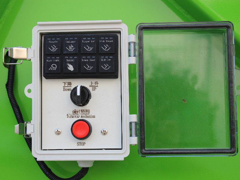 Isuzu 700p 6 8 10 Ton Capacity 8m3 10m3 12m3 Container Compression Garbage Collection Sanitation Compressed Garbage Refuse Compactor Truck