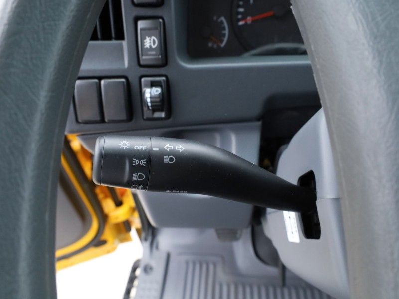 New Isuzu KV100 Single Cab Diesel Chassis | China 6B Compliant | 3.5T GVW | Customizable