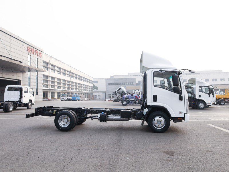 Isuzu KV100 Single Cab Chassis - China VI Emission Strong Frame